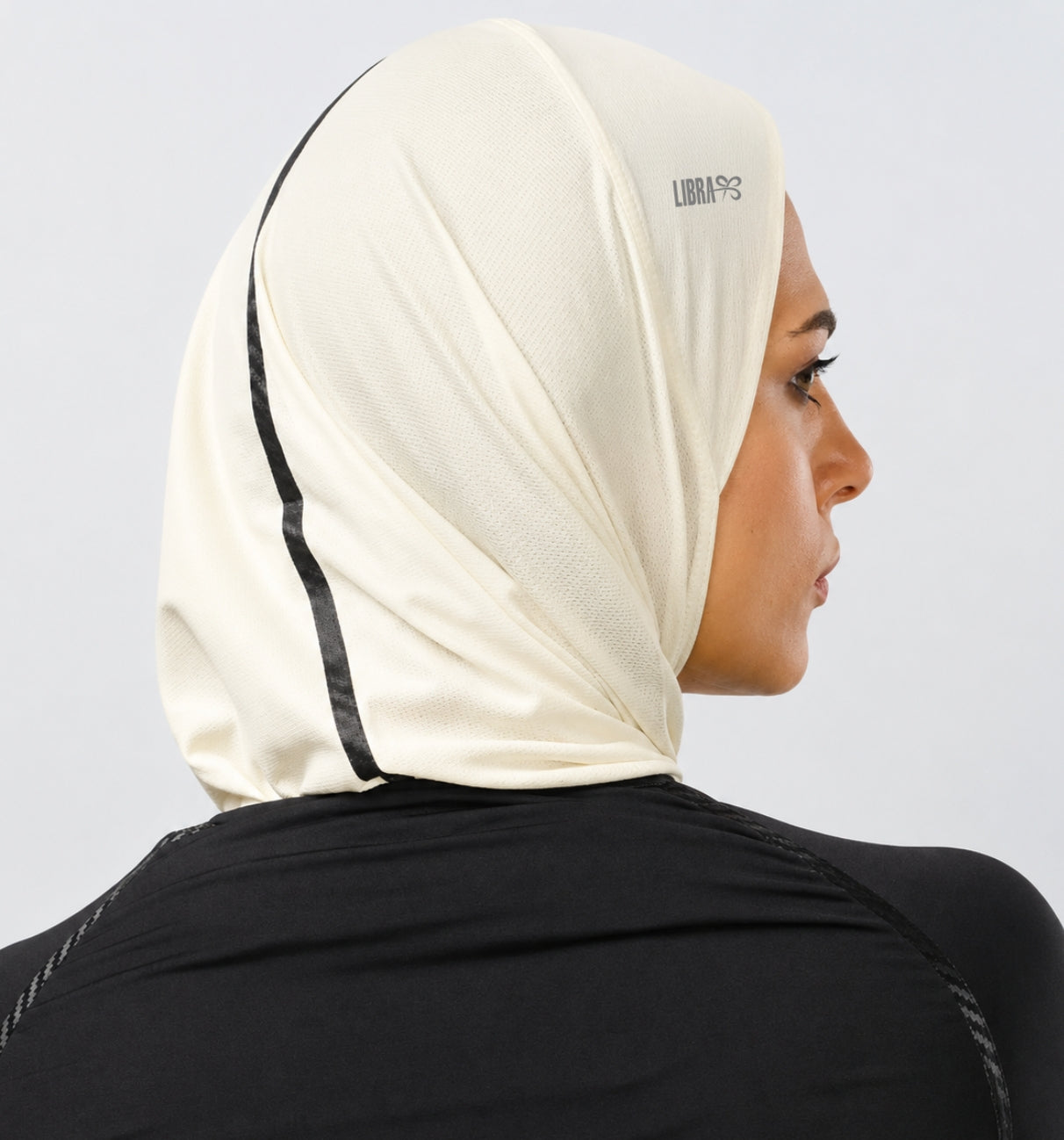 حجاب فاتح - أبيض