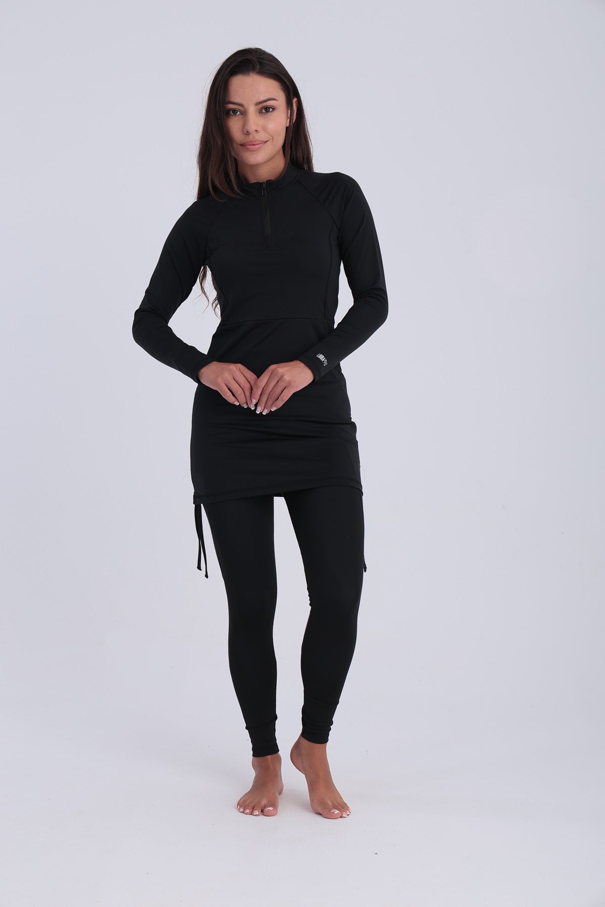 Contour Zip Top-Black