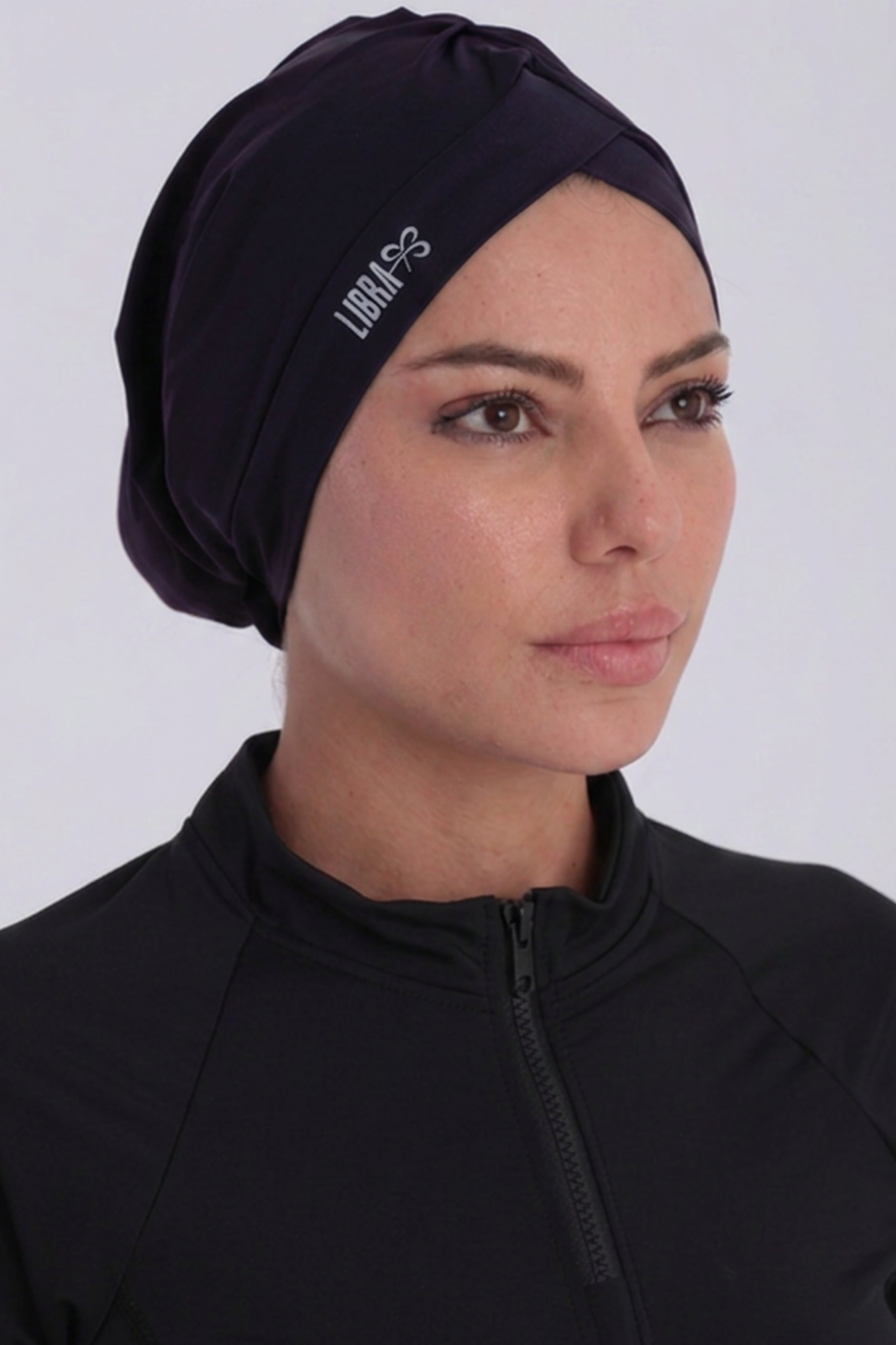عمامة سباحة أنيقة - بيضاء